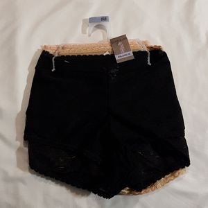 3 pack of boyshort panties